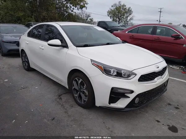 3KPF24AD2KE128697 — 2019 Kia Forte, Задняя часть (Rear), фото до ремонта