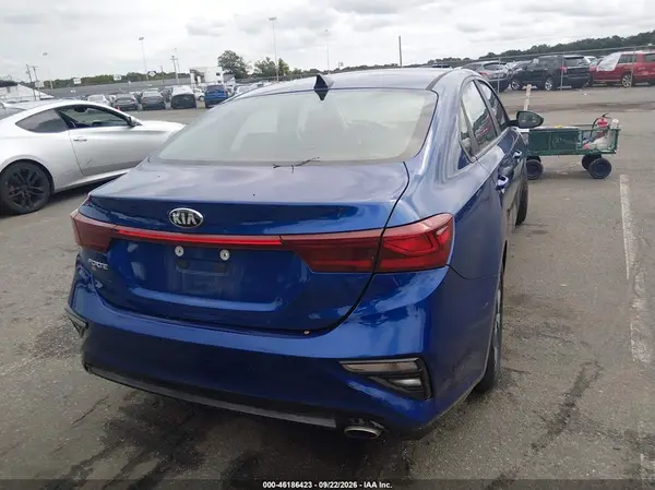 3KPF24AD3KE018905 — 2019 Kia Forte, фото 4 с аукциона IAAI 28.09.2026, Естественный износ