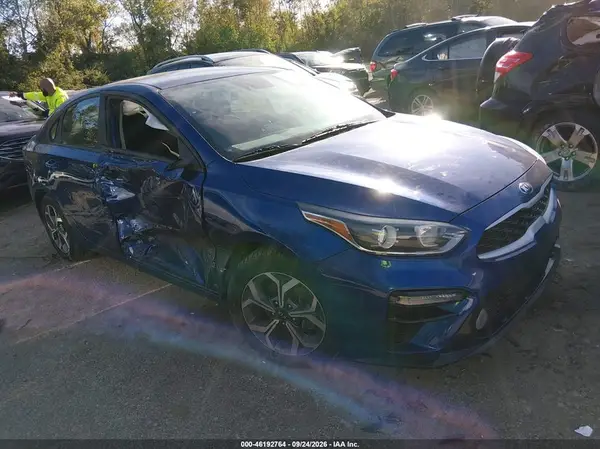 3KPF24AD3KE125081 — 2019 Kia Forte, Правый бок (Right Side), фото до ремонта