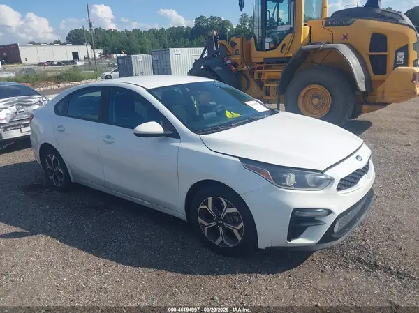 3KPF24AD2KE081073 — 2019 Kia Forte, Естественный износ (Normal Wear & Tear), фото до ремонта