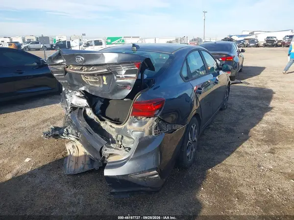 3KPF24AD0KE132747 — 2019 Kia Forte, фото 4 с аукциона IAAI 09.10.2026, Задняя часть