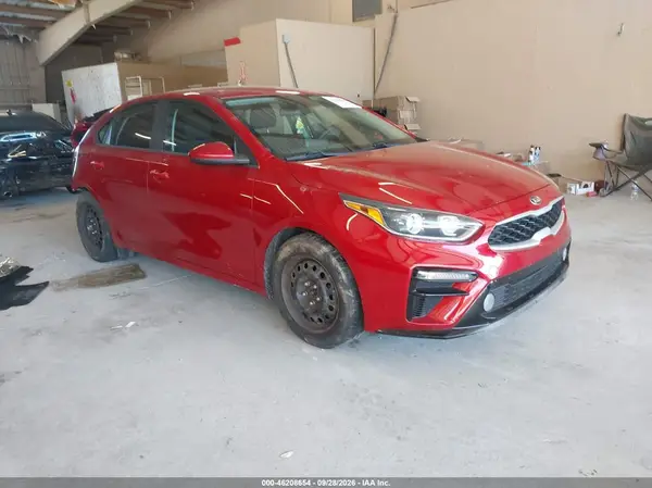 3KPF24AD5KE061528 — 2019 Kia Forte, Задняя часть (Rear), фото до ремонта