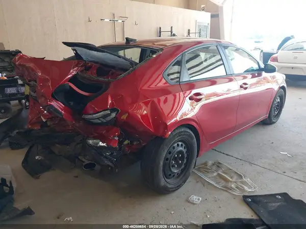 3KPF24AD5KE061528 — 2019 Kia Forte, фото 4 с аукциона IAAI, Задняя часть