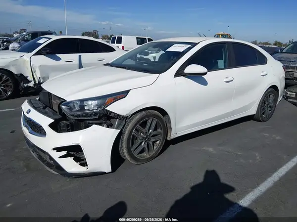 2019 KIA FORTE VIN 3KPF34AD9KE040128 фото 2