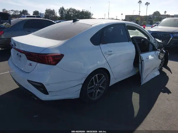 2019 KIA FORTE VIN 3KPF34AD9KE040128 фото 4
