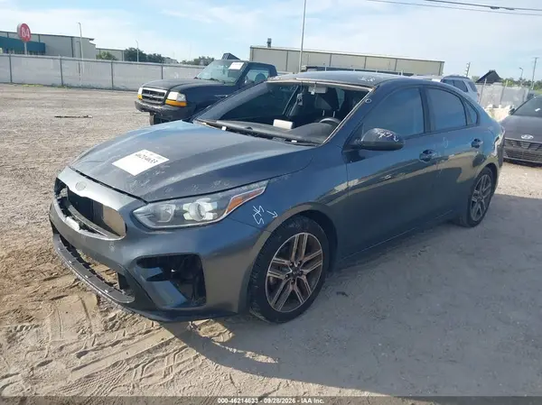 3KPF34AD3KE081712 — 2019 Kia Forte, фото 2 с аукциона IAAI, Передняя часть справа