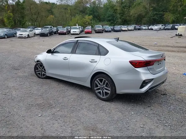 3KPF34AD9KE019330 — 2019 Kia Forte, фото 3 с аукциона IAAI, Передняя часть справа