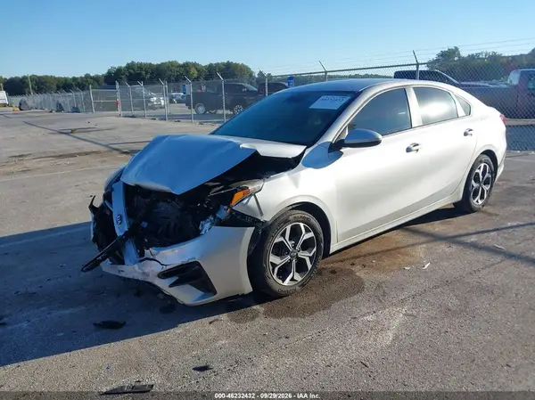 3KPF24AD5KE061495 — 2019 Kia Forte, фото 2 с аукциона IAAI, Передняя часть