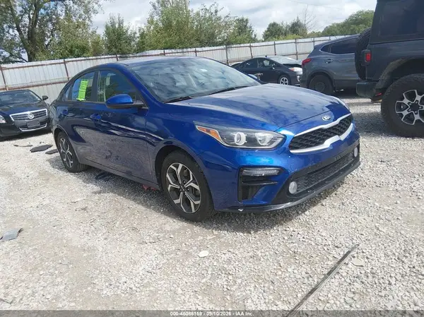 3KPF24AD1LE156864 — 2020 Kia Forte, Левый бок (Left Side), фото до ремонта