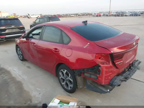 3KPF24AD3LE143209 — 2020 Kia Forte, фото 3 с аукциона IAAI, Задняя часть