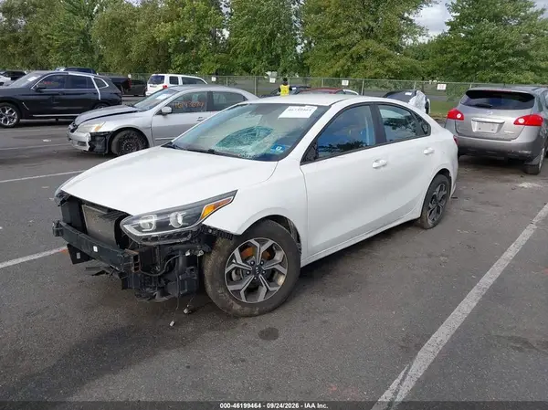 3KPF24ADXLE224840 — 2020 Kia Forte, фото 2 с аукциона IAAI, Передняя часть