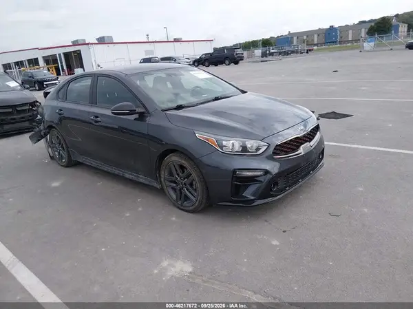 3KPF34AD2LE248045 — 2020 Kia Forte, Задняя часть (Rear), фото до ремонта