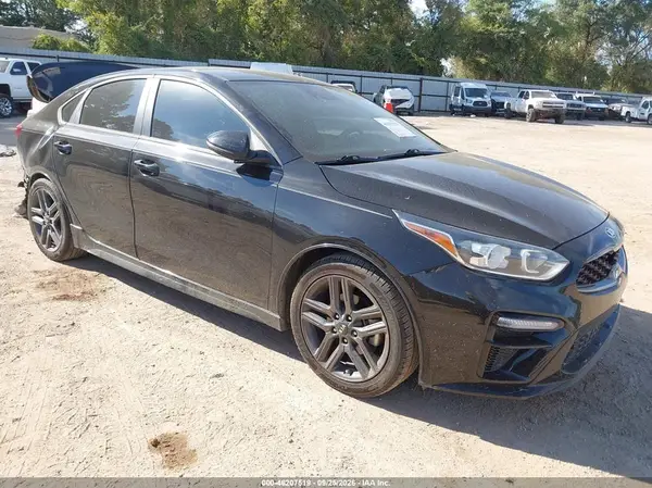 3KPF34AD0ME357136 — 2021 Kia Forte, Задняя часть (Rear), фото до ремонта