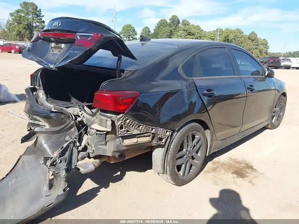 3KPF34AD0ME357136 — 2021 Kia Forte, фото 4 с аукциона IAAI, Задняя часть