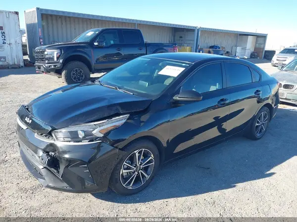 3KPF24AD2NE464080 — 2022 Kia Forte, фото 2 с аукциона IAAI, Передняя часть
