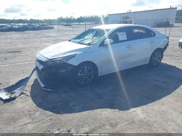 3KPF24AD3NE448020 — 2022 Kia Forte, фото 2 с аукциона IAAI, Подтопление