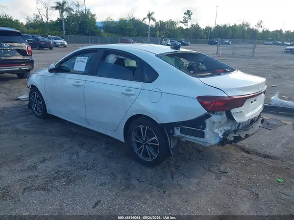 3KPF24AD3NE448020 — 2022 Kia Forte, фото 3 с аукциона IAAI, Подтопление