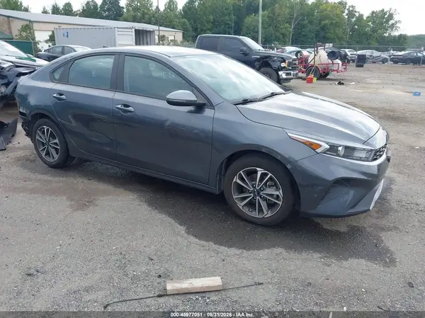 3KPF24AD7PE688545 — 2023 Kia Forte, Задняя часть (Rear), фото до ремонта
