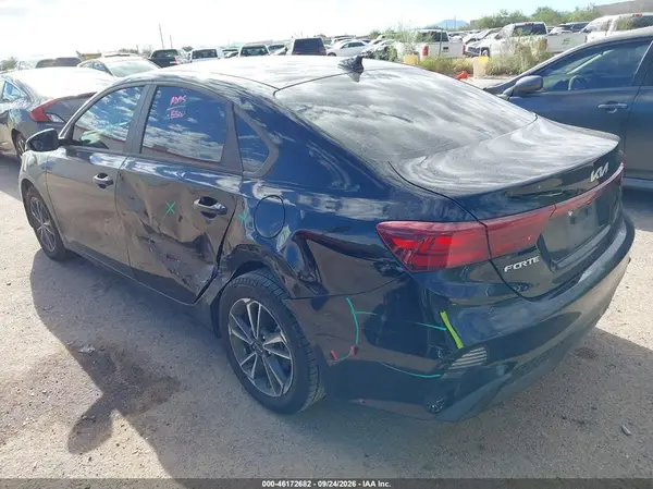 3KPF24AD8PE629326 — 2023 Kia Forte, фото 3 с аукциона IAAI, Левый бок