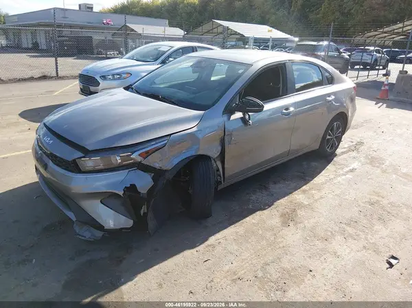 3KPF24AD9PE558315 — 2023 Kia Forte, фото 2 с аукциона IAAI, Передняя часть слева