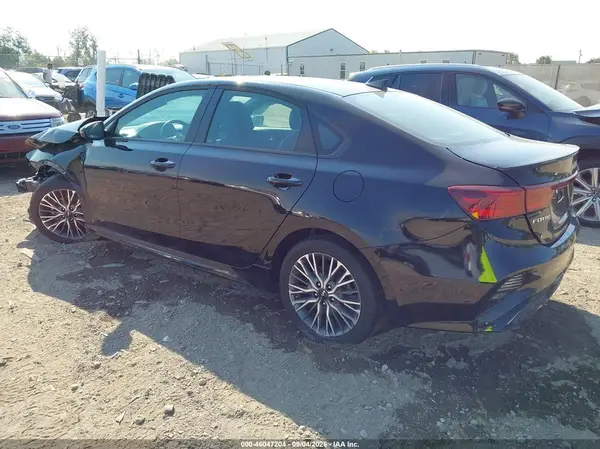 3KPF54AD8RE833571 — 2024 Kia Forte, фото 3 с аукциона IAAI 14.10.2026, Передняя часть