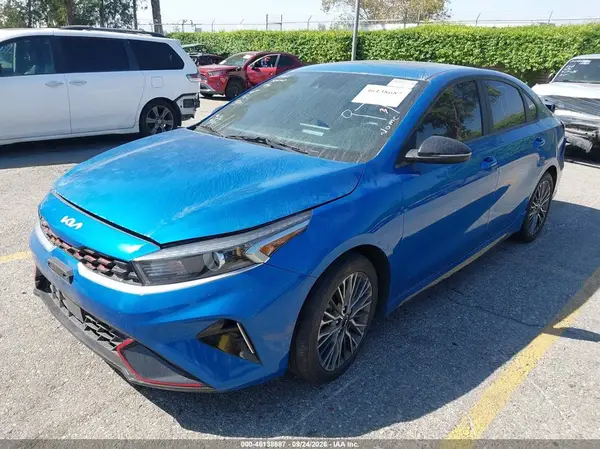 3KPF54AD9RE737092 — 2024 Kia Forte, фото 2 с аукциона IAAI, Задняя часть