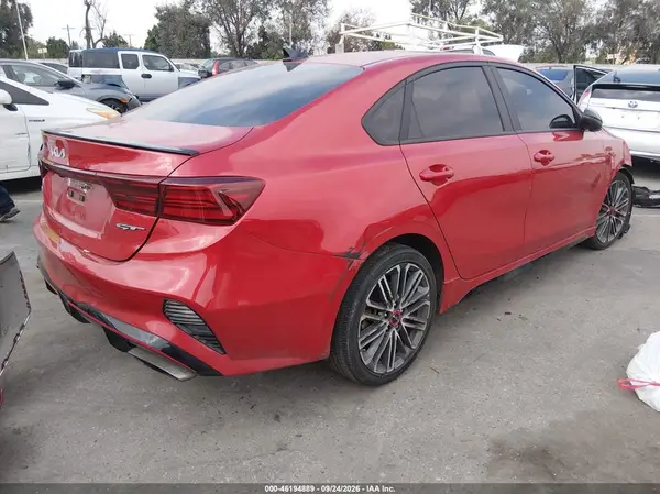 3KPF44AC2RE699134 — 2024 Kia Forte, фото 4 с аукциона IAAI, Передняя часть