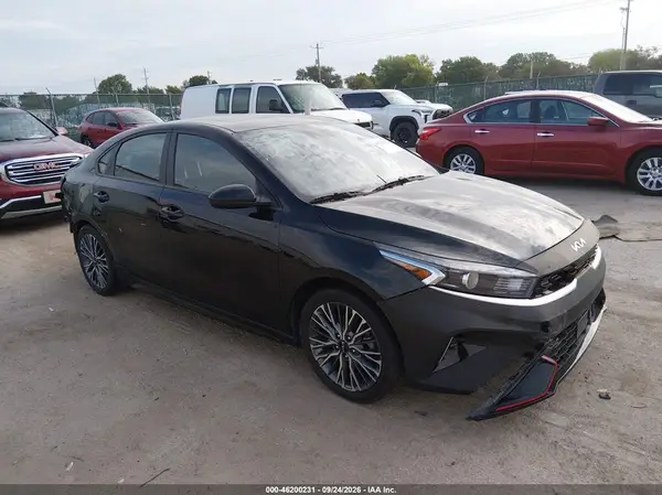 3KPF54AD8RE794982 — 2024 Kia Forte, Задняя часть (Rear), фото до ремонта