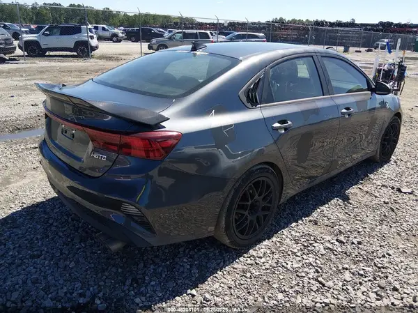 3KPF24AD0RE753657 — 2024 Kia Forte, фото 4 с аукциона IAAI, REPOSSESSION