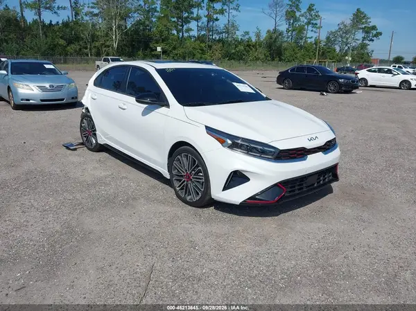 3KPF44AC1RE834183 — 2024 Kia Forte, Задняя часть (Rear), фото до ремонта
