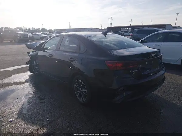 3KPF24ADXRE749390 — 2024 Kia Forte, фото 3 с аукциона IAAI, Передняя часть