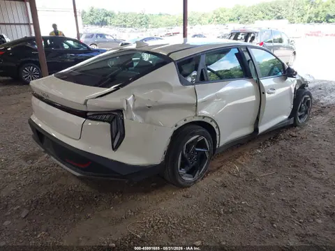 2025 KIA K4 Ex VIN 3KPFU4DE3SE063888 фото 4
