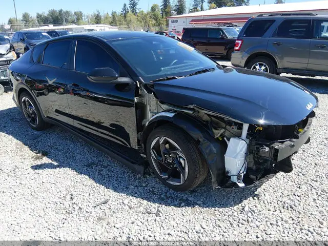 3KPFU4DE9TE294473 — 2026 Kia K4 EX, Передняя часть (Front End), фото до ремонта