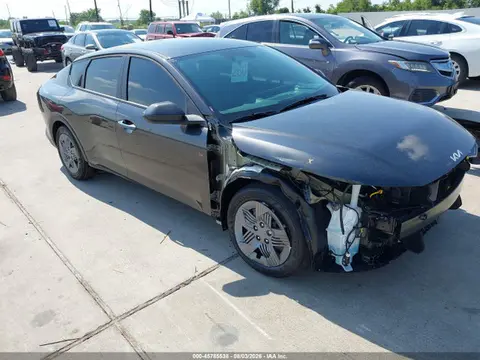 3KPFT4DE0TE370598 — 2026 Kia K4 LX, Передняя часть (Front End), фото до ремонта