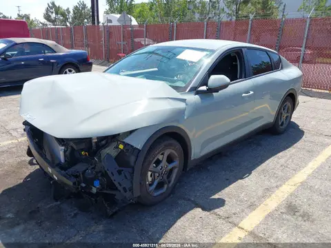 2025 KIA K4 Lxs VIN 3KPFT4DE5SE165082 фото 2