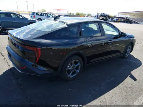 2025 KIA K4 Lxs VIN 3KPFT4DE1SE163877 фото 4