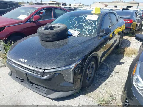 2025 KIA K4 Lxs VIN 3KPFT4DE5SE019703 фото 2
