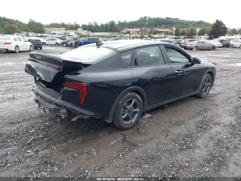 2025 KIA K4 Lxs VIN 3KPFT4DE6SE135380 фото 4