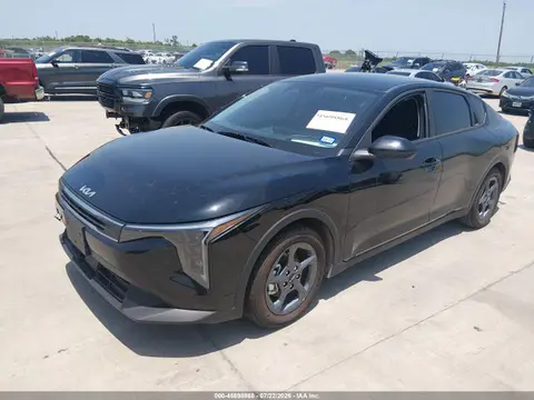 2026 KIA K4 Lxs VIN 3KPFT4DE4TE350399 фото 2