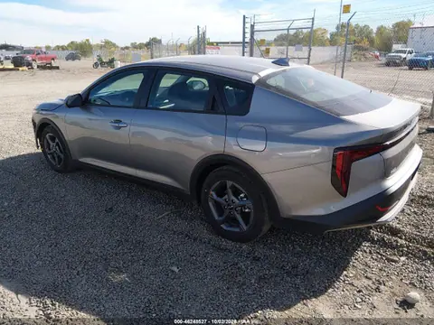 2026 KIA K4 Lxs VIN 3KPFT4DEXTE373444 фото 3
