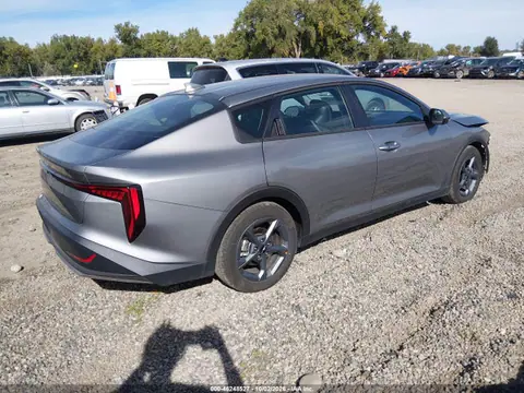 2026 KIA K4 Lxs VIN 3KPFT4DEXTE373444 фото 4