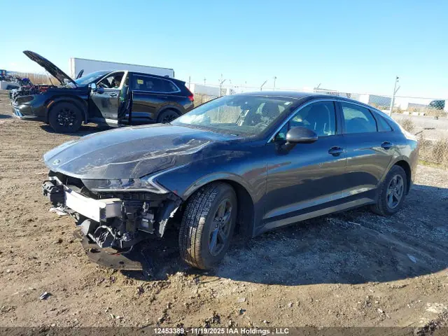 5XXG24J26MG077752 — 2021 Kia K5 LX, фото 2 с аукциона IAAI 13.10.2026, Передняя часть