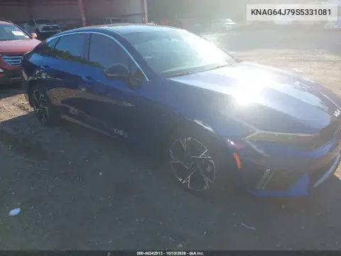 KNAG64J79S5331081 — 2025 Kia K5, Сзади слева, фото до ремонта