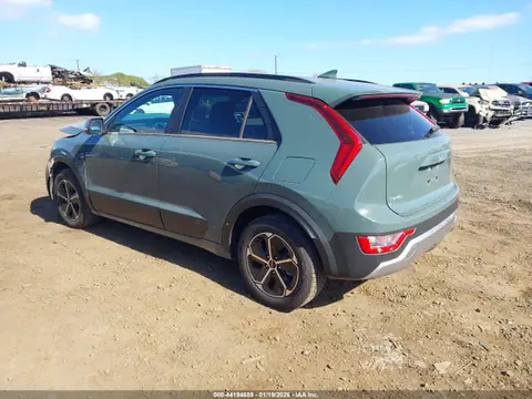 2024 KIA NIRO EX VIN KNDCR3LE8R5188066 фото 3