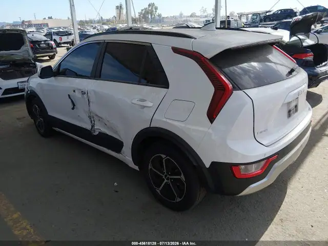 KNDCR3LE4R5136871 — 2024 Kia NIRO EX, фото 3 с аукциона IAAI 30.09.2026, Левый бок