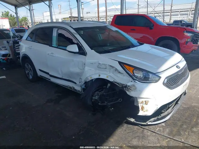 KNDCB3LC8K5348956 — 2019 Kia NIRO LX, Передняя часть справа (Right Front), фото до ремонта