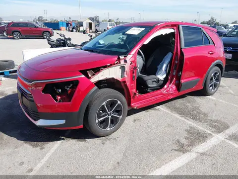 2025 KIA NIRO LX VIN KNDCP3LE6S5255324 фото 2