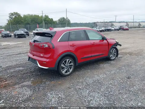 2018 KIA Niro Touring VIN KNDCE3LC9J5120535 фото 4