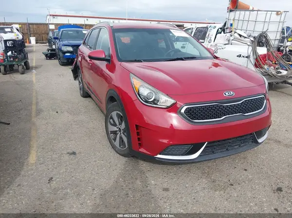 KNDCB3LC6H5049619 — 2017 Kia NIRO, Задняя часть (Rear), фото до ремонта