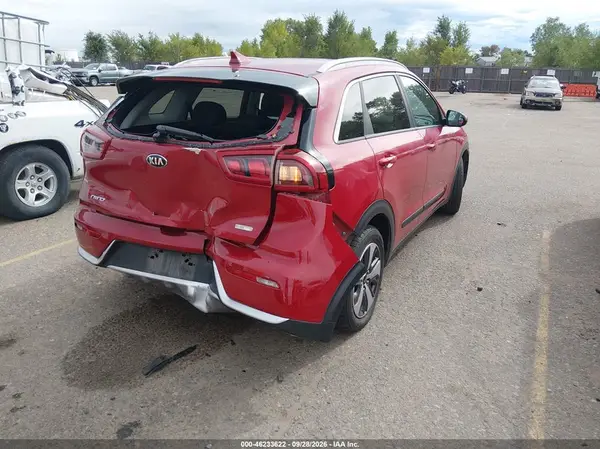KNDCB3LC6H5049619 — 2017 Kia NIRO, фото 4 с аукциона IAAI, Задняя часть